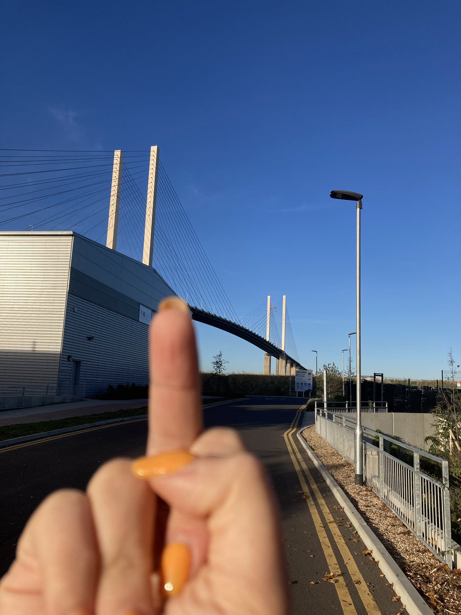 emmietwee's tweet photo. From the whole of Dartford @JustStop_Oil https://t.co/bzmORD6zU3