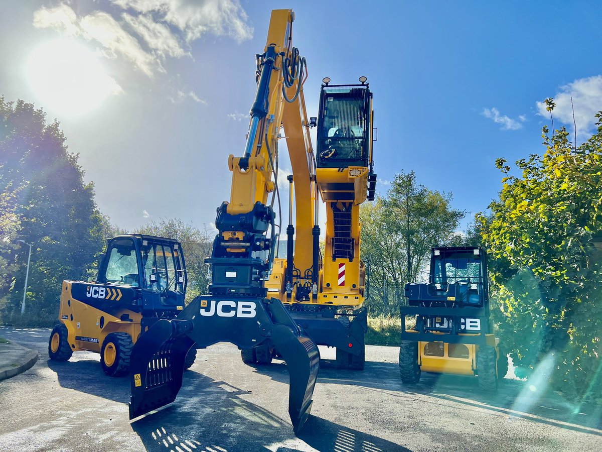 monksco's tweet photo. Little VS large ‼️ which is going to move the most? ♻️

Pictured below are our two new JCB 35D teletrucks and JCB JS160 with a high rise cab delivered straight from the factory ready to go out and contribute towards a greener environment ♻️ https://t.co/e7iqYegxHL