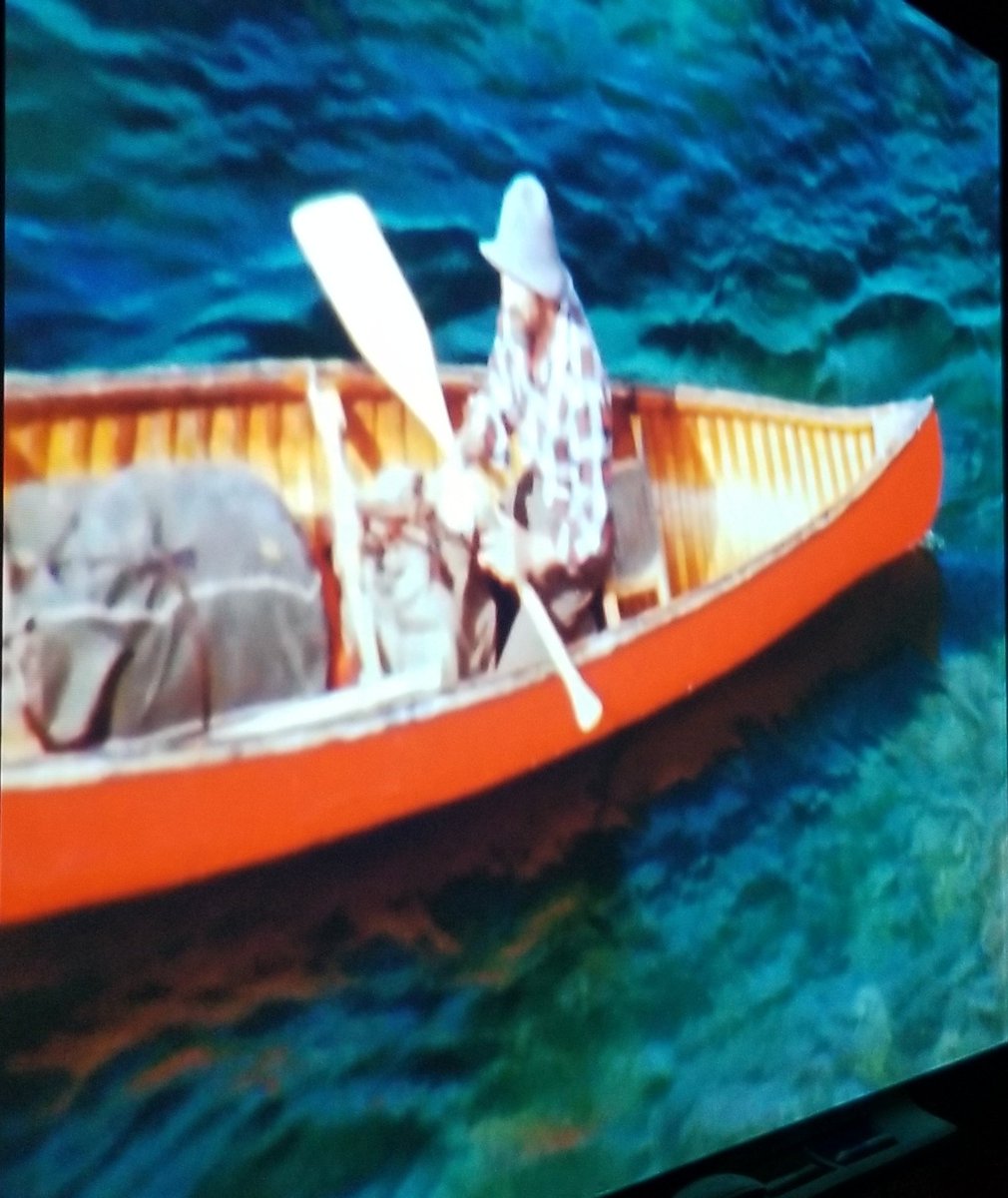 Canoe_Ideas's tweet photo. A little Rise and Fall of the Great Lakes in G7 geography class today. #BillMason #Paddling @redcanoe166 https://t.co/bN7LdcOCeD