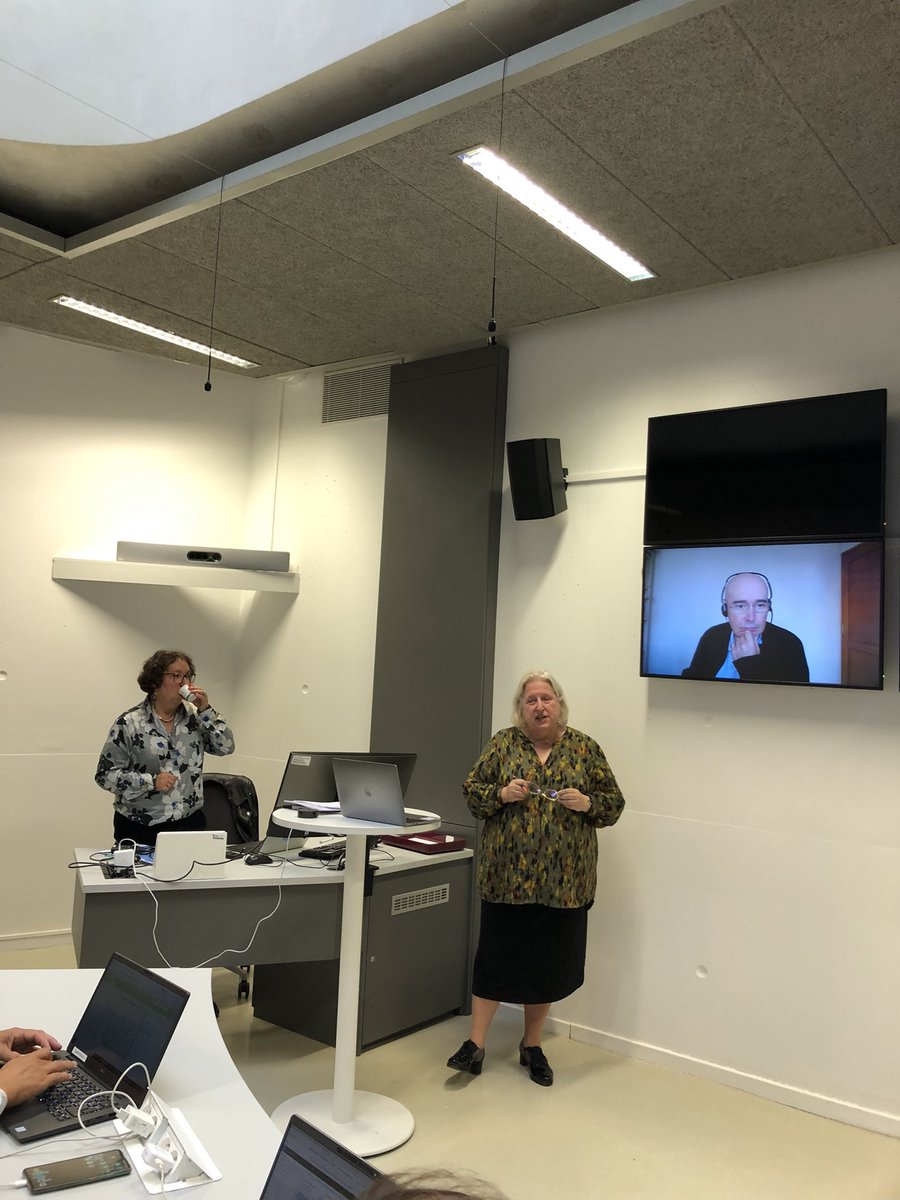 VpNum's tweet photo. #BootCamp10 #VpNum Conférence d’Anne Boyer #LORIA @Univ_Lorraine: analyse de la filière #numérique dans l’#ESR: freins et levier https://t.co/VxWc4O6a5S
