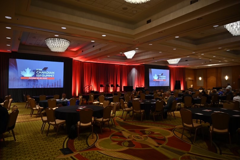ISPSummit's tweet photo. We're LIVE and In-Person!
Day 1 is packed with keynotes, panels, games, and entertainment!
Join the conversation #ispsummit2022
#ispsummit #telecommunications #telecom #canadianconference #radiocommunication #broadbandtv #digitalcommunications #internetproviders #innovation https://t.co/rNn97SVM5R