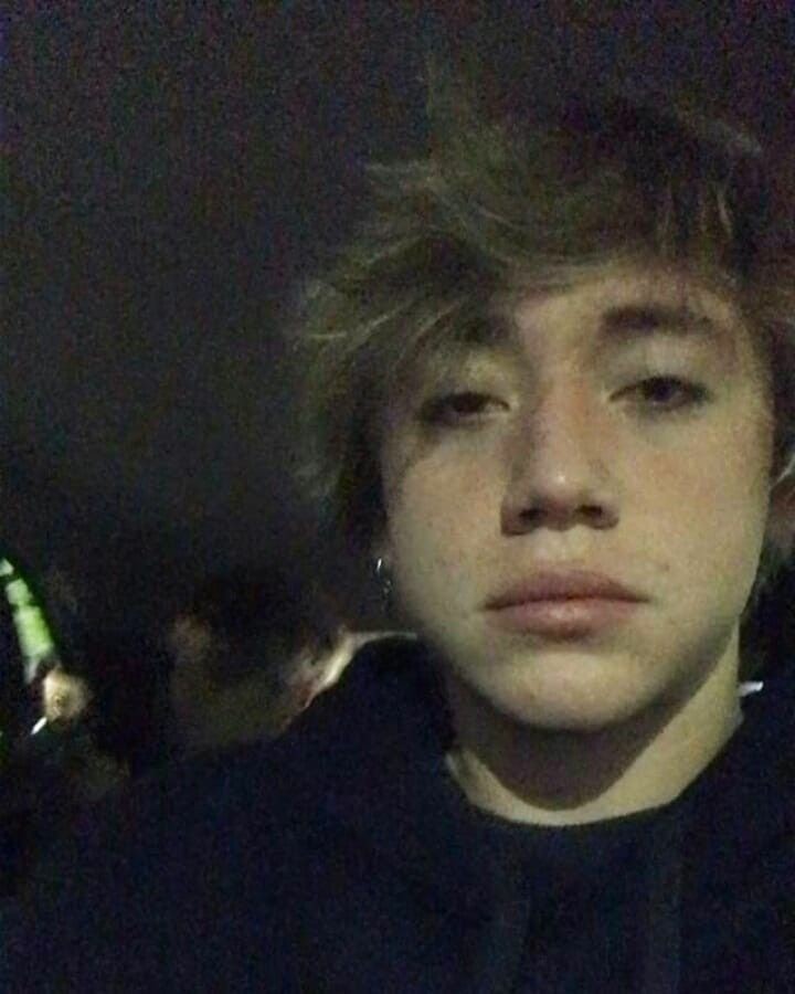 ⠀@_kzmken 𝒑𝒖𝒃𝒍𝒊𝒄𝒐 𝒖𝒏𝒂 𝒉𝒊𝒔𝒕𝒐𝒓𝒊𝒂.
⠀⠀⠀⠀⠀⠀⠀⠀⠀⠀⠀⠀⠀⠀⠀⠀⠀⠀⠀⠀⠀⠀⠀⠀⠀⠀⠀yendo a lo del tsukiiiiii