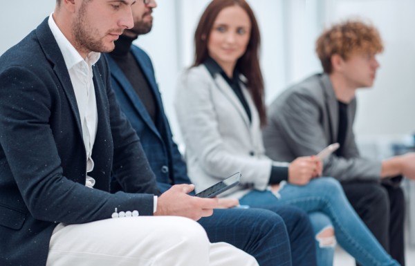 clements_d's tweet photo. Companies embracing the screening in approach will benefit from "hidden gem" candidates who may not have the traditional backgrounds. #ScreeningInVersusScreeningOut #recruitingdifferently https://t.co/zd4q1HxVVt https://t.co/P0F3LjsskS