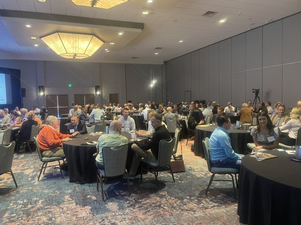 JerryGrisko's tweet photo. The 2022 #CBIZSummit is underway. This event is held to recognize and reward @cbz‘s top performers. We are beginning the day with an energetic speed networking activity to help #TeamCBIZ learn more about each other. https://t.co/OcJ05FbM2C