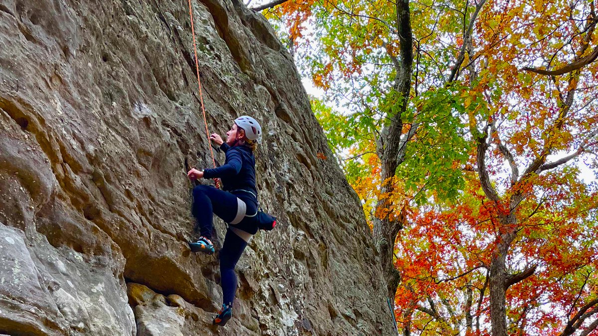 HopeMKlug's tweet photo. Embracing work-life balance by getting away from my computer and climbing w/ some super strong women during Fall Break at @UTChattanooga (thanks Monica &amp; Mari-Lynn for pictures) https://t.co/UlPVRoKuoK