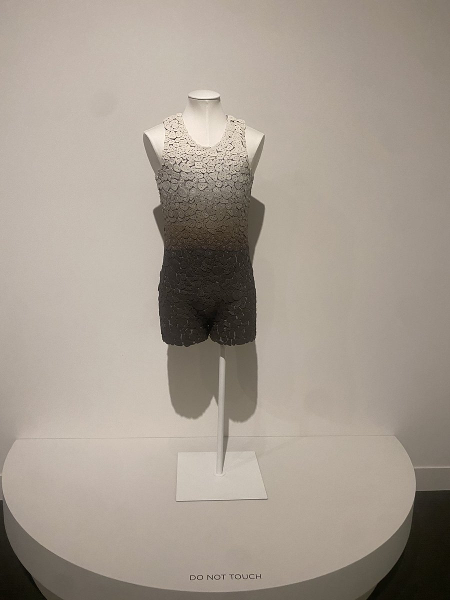 maXolo_travel's tweet photo. For my birthday, I took myself to the Mint Museum of Art in Uptown Charlotte! Top notch museum here and I even impromptu-ly attended an event. Going back today and tomorrow!! #art #artmuseums #solotravel #maxolo #CharlotteNC https://t.co/pqn7Y0hBQS
