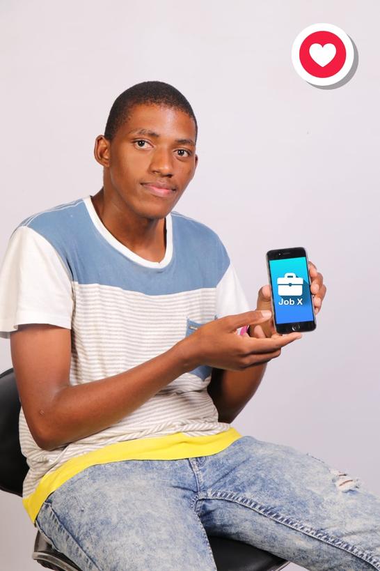 KasiEconomy's tweet photo. Mzamo Mbhele (22) is an IT student from Umlazi township who has created Job X - an app that's helping the youth find employment by showing them job opportunities near them and based on their clarifications while also building their CV &amp; scanning their files.
 @mzamo268 https://t.co/iQ5IvR4vFu