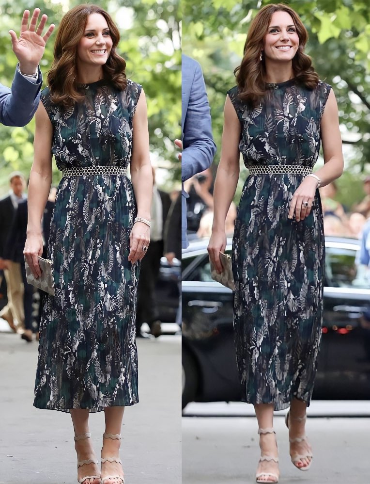 RoyallyBelle_'s tweet photo. Catherine in Berlin!💚
#PrincessofWales https://t.co/Hnwv1qZPyZ