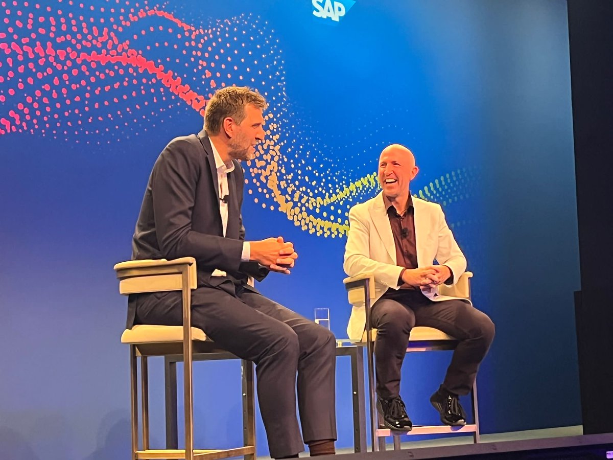ScottROfficial's tweet image. @SAP Select in Berlin this week we’re #MeetingtheMoment and that includes meeting the nicest guy on the planet @swish41 . Dirk shared memorable insights from his prolific NBA career, including how to stay authentic to yourself to WIN! Thank you Dirk! #SAPSelect #WinningCulture