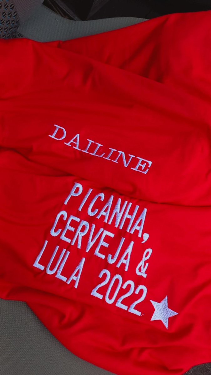 Dailine14's tweet photo. Amei minha camiseta ❤😍 https://t.co/ffA4sTOwQy