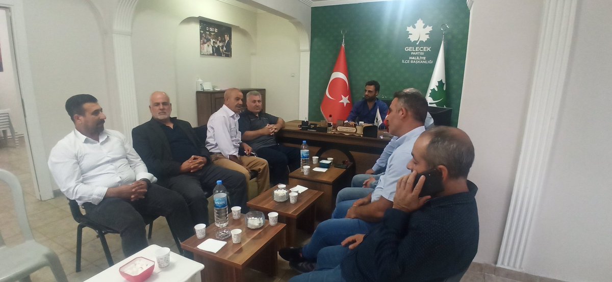 Feritcevik63's tweet photo. Gelecek partisi haliliye haftalık toplantımızı gerçekleştirdik @abdullahyesil63 @EminKancur @izzettinKus2 @Akbas_6363 @Mustafa09450055 @AhmetMirdesi @M_Alikaradag https://t.co/3f6LZ4Vbkg