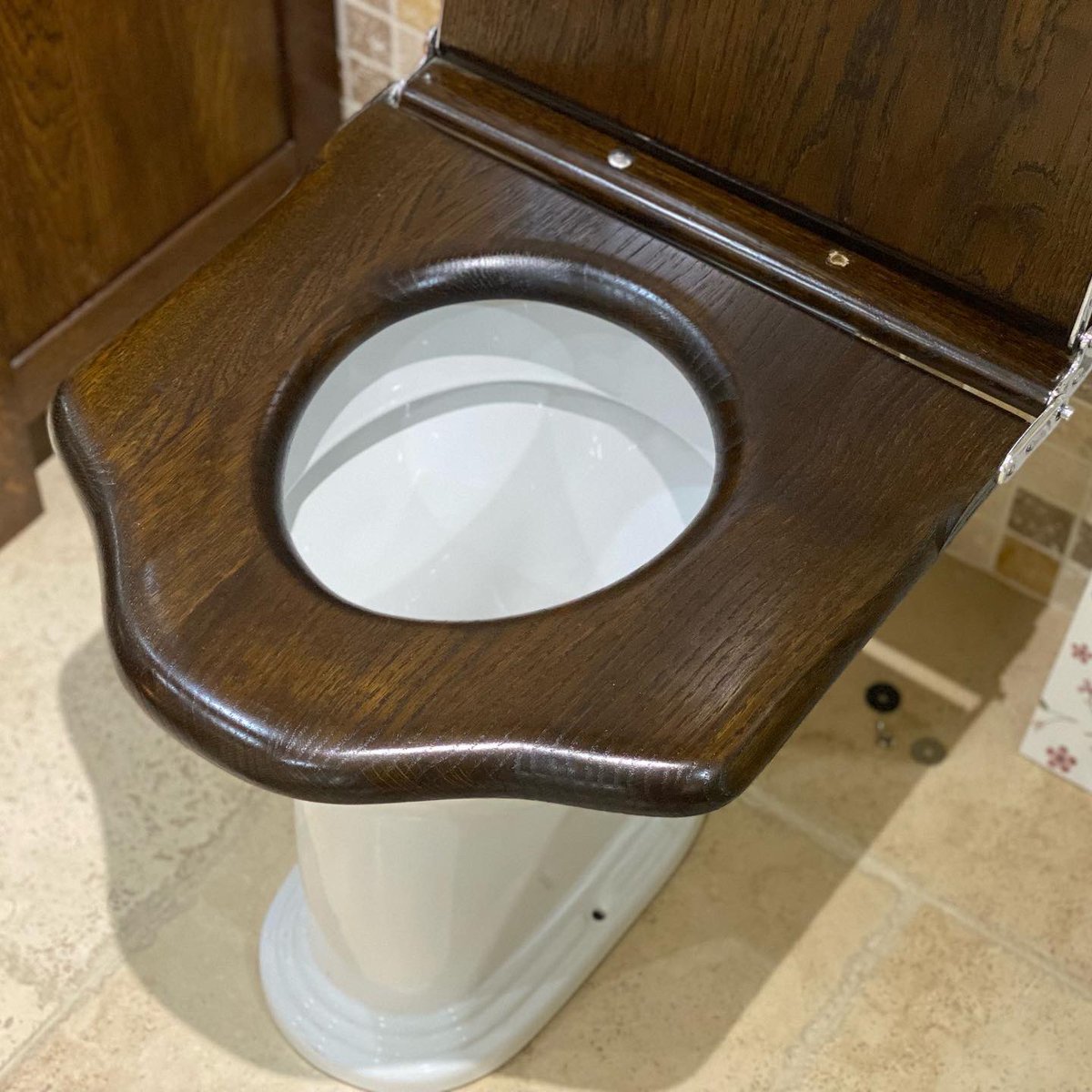 ofbsuffolk's tweet photo. Bespoke bathroom products made by our team, the ‘Foresters’. The best cabinet makers in Suffolk! 

#bathroomdesign #showroom #suffolk https://t.co/qczYJGLH5P