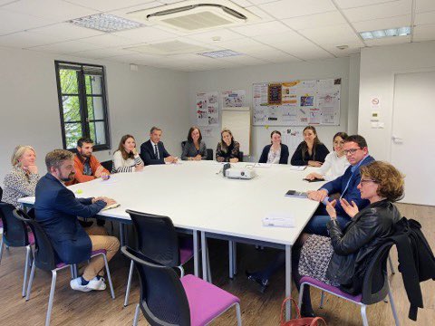 CMB UT COMBOURG tweet media