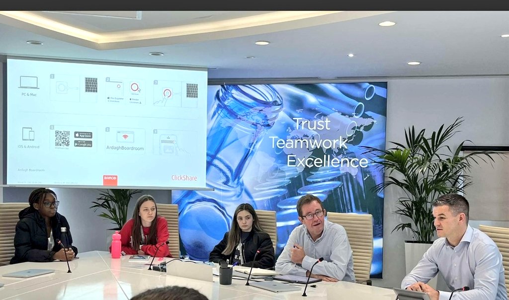 TYColaisteBride's tweet image. Thanks to everyone @ArdaghGroup for giving one of our TY students the opportunity of a lifetime...from working in Dublin City to flying to Scotland to visit your facility in Irvine...an invaluable experience! And to top off the week @JohnnySexton #Thankyou #TYworkexperience