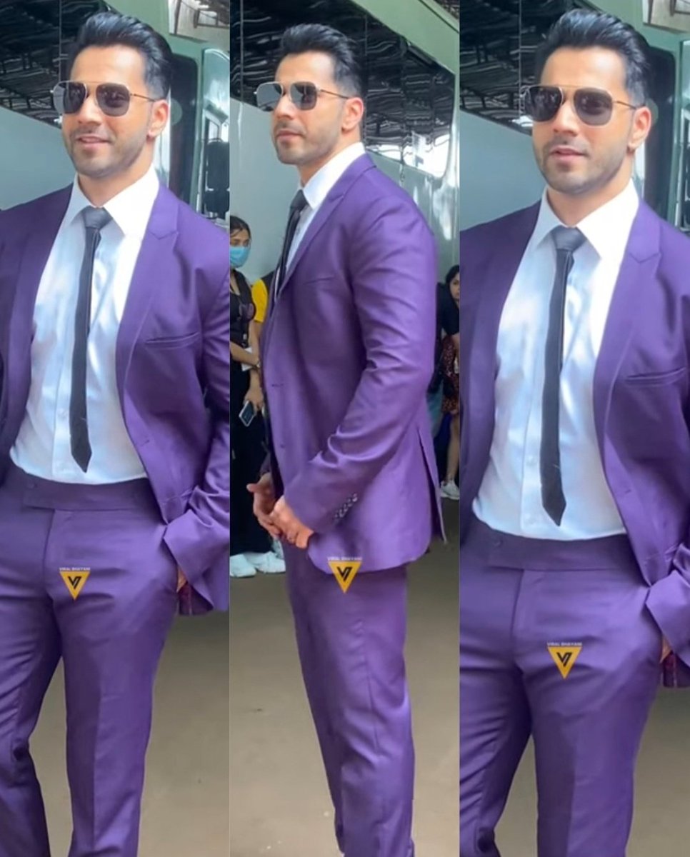 margarct's tweet photo. I'll never forget how we were robbed for this look istg. 

10 YEARS OF VARUN DHAWAN https://t.co/9PFm3TrXDW