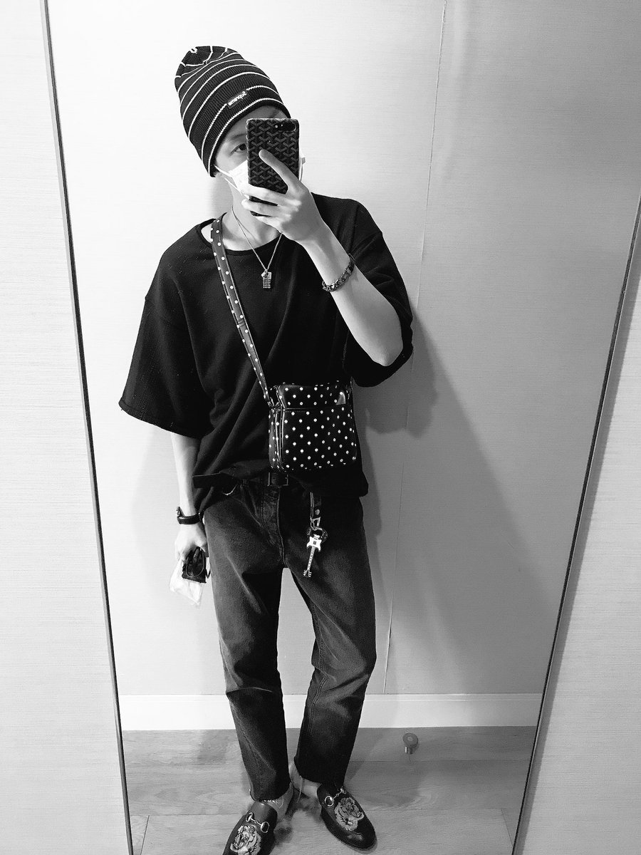 S7S_twt's tweet image. Aquí donde me ven ando #acrossthᥱ彩虹, disfrutando del #LevelU𝚙 de @kensh1nsite por todo lo alto y es que estas reinas están de vuelta con todo. ¿El #𝕂ensh1nㅡcb? Una pasada si que si

⠀᮫݁  𓏲 💭 ᎓ 𝐻𝚢𝑢𝑛𝚜𝚞’𝚜 · 𝔅𝑢𝚋𝚋ᥣ𝚎 𓂅̸