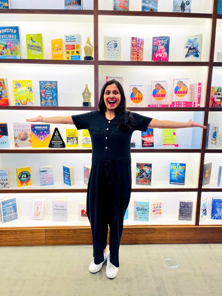 drmeenalviz's tweet photo. 📢 NEWS! 📢

Your girl has got a book deal! 😲🙏

I'll be writing about my journey as an activist and the power of protest 👊

Thank you @JKPBooks &amp; @_mandeepnandra for making this dream project a reality❤️

Coming to you September 2023📚 https://t.co/QW7BGP3Zs4