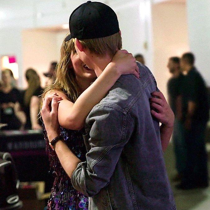 TheSwiftSociety's tweet photo. ‼️| ‘Sweet Nothing’ is written by @TaylorSwift13 and @JosAlw.

This marks the couple’s 6th collaboration. https://t.co/2FlLKBRT11