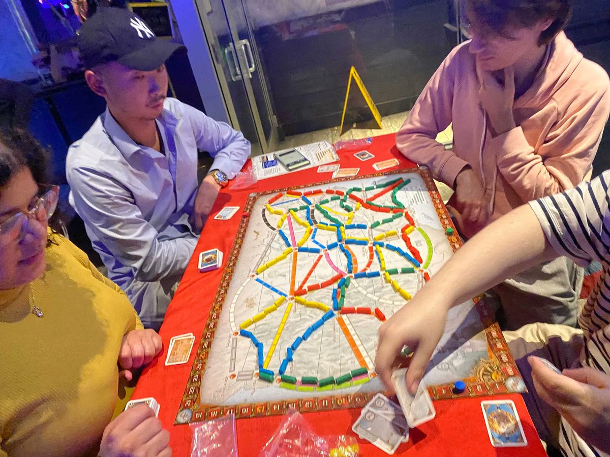 ShenanigansNY_'s tweet photo. Hey there, #ShenaniFam! 🖐️Another big thanks to everyone who showed up at #ShenanigansNY 's event @TheChelseaBell this week. Have a fun story from last night? Share it in the comments below! 🤗
#ThingsToDoInManhattan #BoardGames #BudsAndBoardGames #FamilyFun https://t.co/DO3a5GNIb3