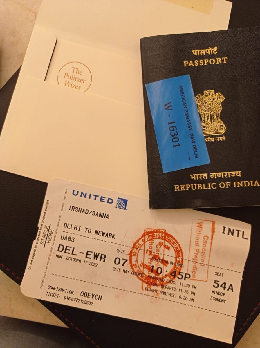 I was on my way to receive the Pulitzer award ( @Pulitzerprizes) in New York but I was stopped at immigration at Delhi airport and barred from traveling internationally despite holding a valid US visa and ticket.