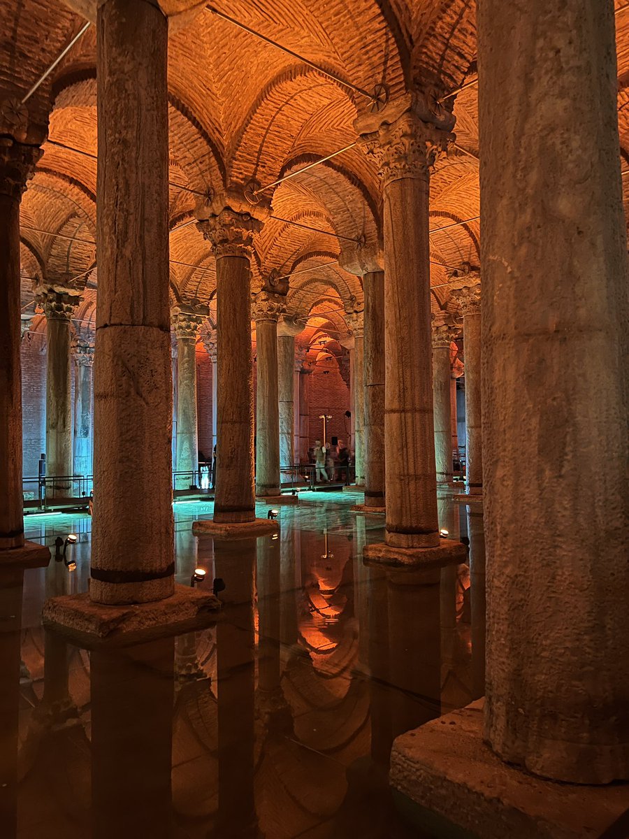 The Basilica Cistern built in 6th century by Roman Emperor Justinian. An elaborate water system providing water to the whole city. It’s structure held approx. 336 columns. Restored, now it serves as museum & art gallery. #basilicacistern #istanbul