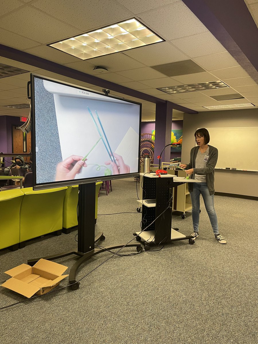 KerrLibrary's tweet image. Learning to knit #makerspace @Alief_Libraries @AliefKerr