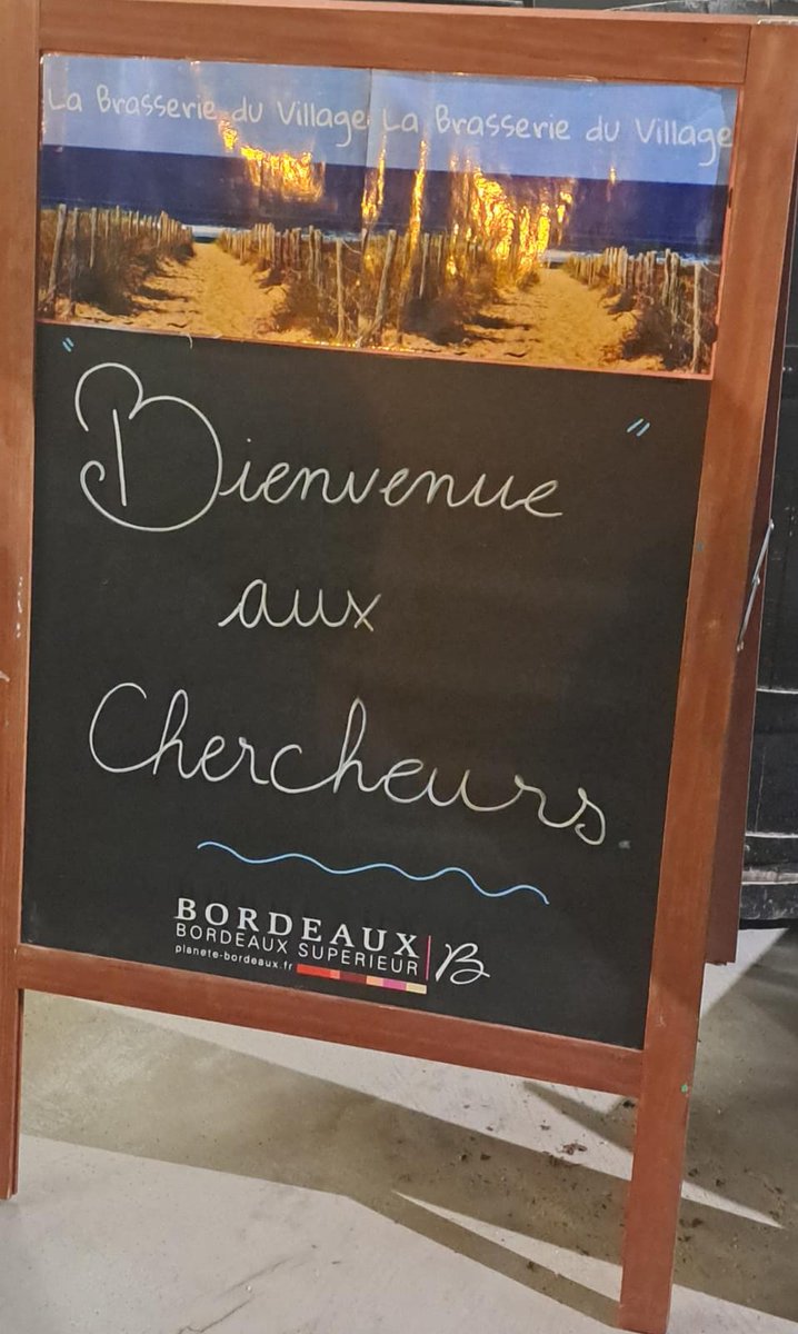 Le CRI réalise actuellement sa retraite. Un séminaire de travail pour le prochain renouvellement de l'unité.
Au programme : présentation des travaux, échanges animés sur divers thématiques.