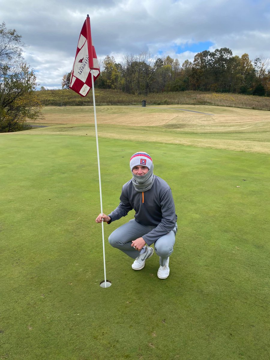 Freshman Jack Dolan with his first collegiate hole-in-one today on the 172 yard par-3 third hole at Tennessee Centennial GC in the Atomic City Classic! Congratulations!