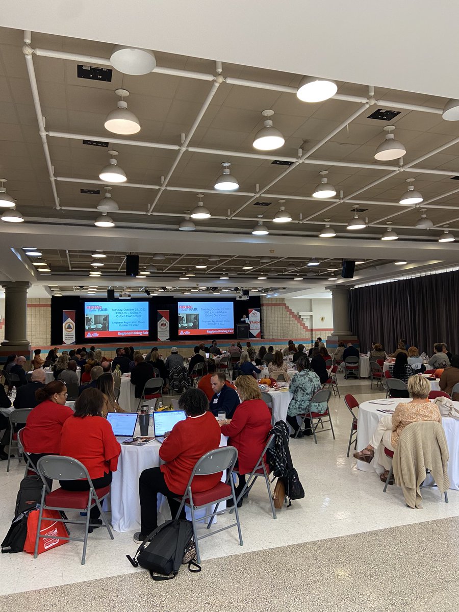 KHolderWorks's tweet photo. It’s been a jam-packed day at @AOA_Works Region 2 Work-Based Learning Practitioner Training at @JSUNews ! Congrats to Sylacauga City &amp; Taladega County Schools on being recognized as best practices in @EastALWorks . On to the 2nd half! @ALWorksSystem @LaneyWorks @MSmithWorks https://t.co/7tha94RyN9