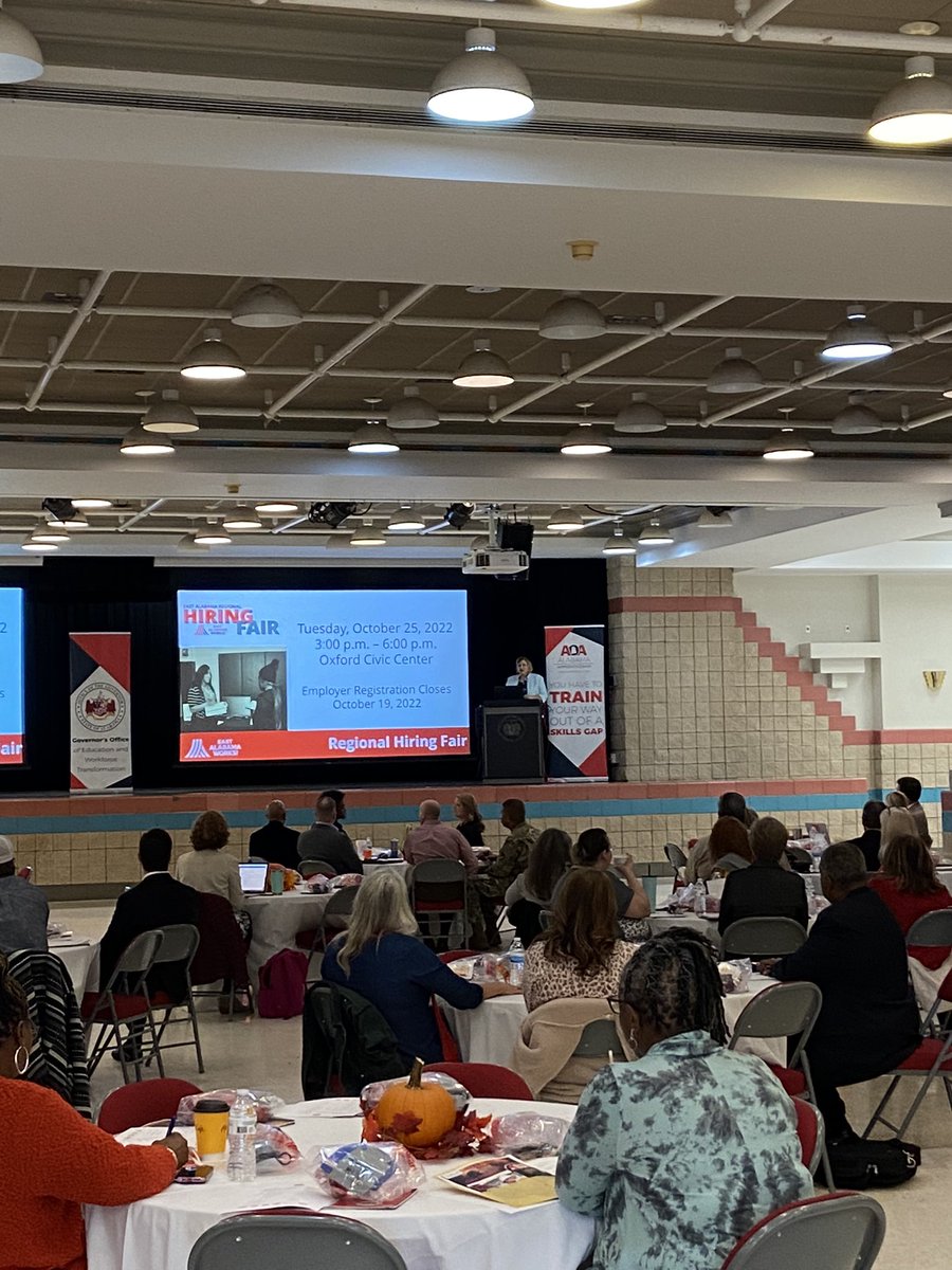 KHolderWorks's tweet photo. It’s been a jam-packed day at @AOA_Works Region 2 Work-Based Learning Practitioner Training at @JSUNews ! Congrats to Sylacauga City &amp; Taladega County Schools on being recognized as best practices in @EastALWorks . On to the 2nd half! @ALWorksSystem @LaneyWorks @MSmithWorks https://t.co/7tha94RyN9