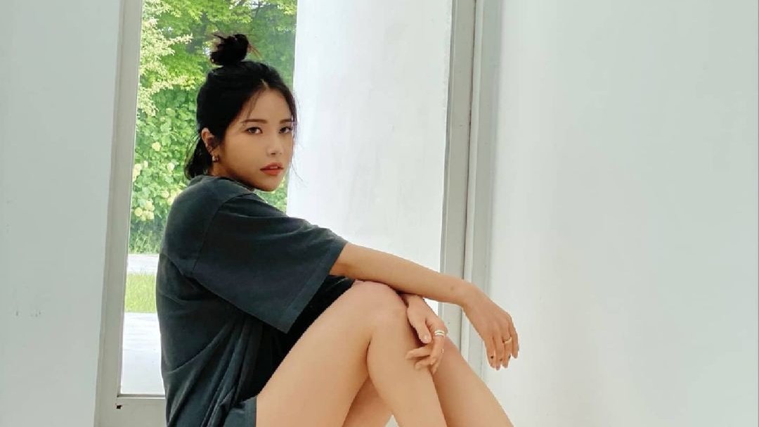 berelilah_jpg's tweet image. Desde la comodidad de mi casita era obvio que me estaría preparando para tener un #𝕂ensh1nㅡcb a otro #LevelU𝚙 como solo mis bebés pueden hacerle conmigo. Ya estoy lista para sentir el verano!!

𝘢 𝑅abbit wi𝔱𝔥 a 𝑚𝑖cro𝘱𝘩one: #𝙻ila𝚑🐇𓈅🎙️