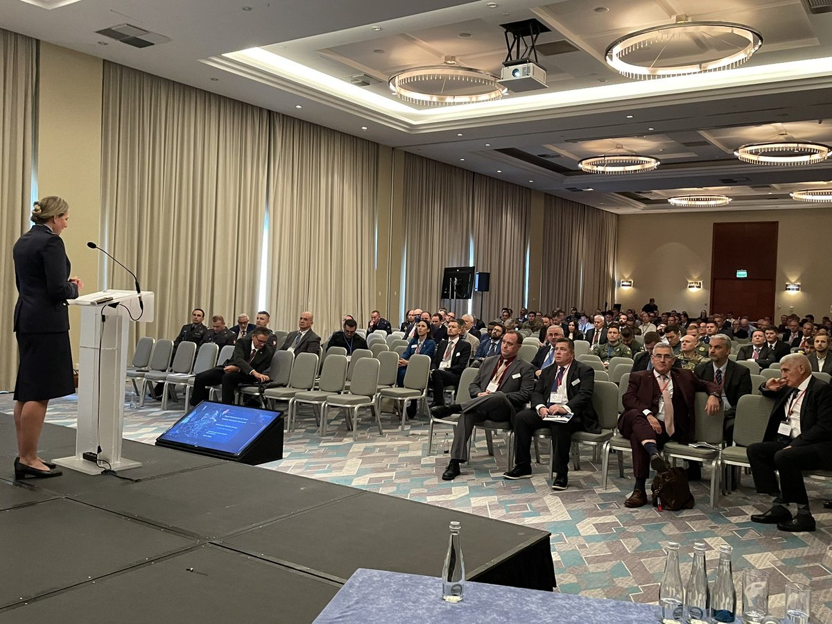 neilsexton659's tweet photo. 600 delegates, 49 countries, 73 industry partners and Russia’s invasion of Ukraine rightly dominating the 2022 Global Defence Helicopter Conference. Two more days of lessons,  aspirations, innovations and plans to be shared at this critical time for European security. 

#GDH22 https://t.co/6XAMwbhJv1