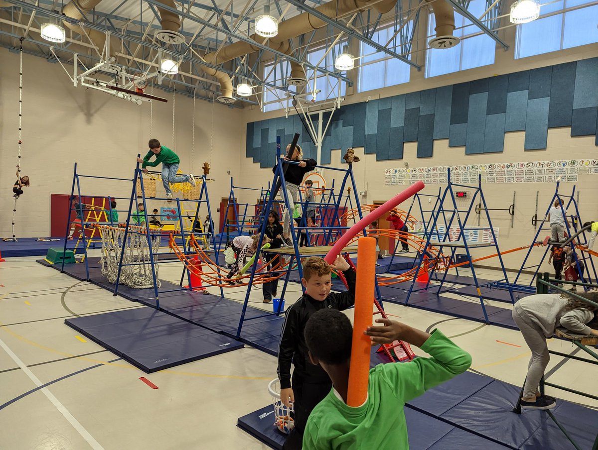 HoneygoPhysEd's tweet photo. 3rd Grade Ss completing a variety of Movement Education Equipment challenges...with a rainforest theme!  Engagement is unbelievable! @aemurk @MelissaBAdler @SHAPEMaryland @BCPSPhysEd https://t.co/oZ0abO4q86