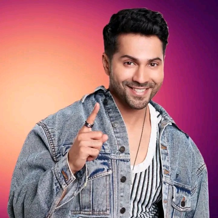 VarunDvn_Bulbul's tweet photo. JUG JUGG JEEYO I LOVE YOU @Varun_dvn
10 YEARS OF VARUN DHAWAN https://t.co/1x1ATzwcrG