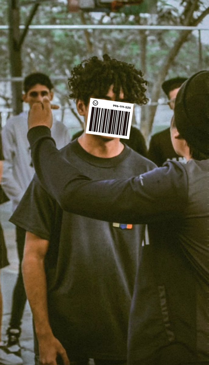 apolohh_'s tweet photo. "Mí realidad no la definen apariciones en escenarios
lucho por un futuro sin olvidar lo necesario
Tampoco considero que mis recursos son precarios
Tener paz, familia y amigos ya me hace millonario".

Shot by Arte y Poesía Ven 

https://t.co/yyR8nI7WT4
https://t.co/yyR8nI7WT4 https://t.co/pI1WMi7gzI