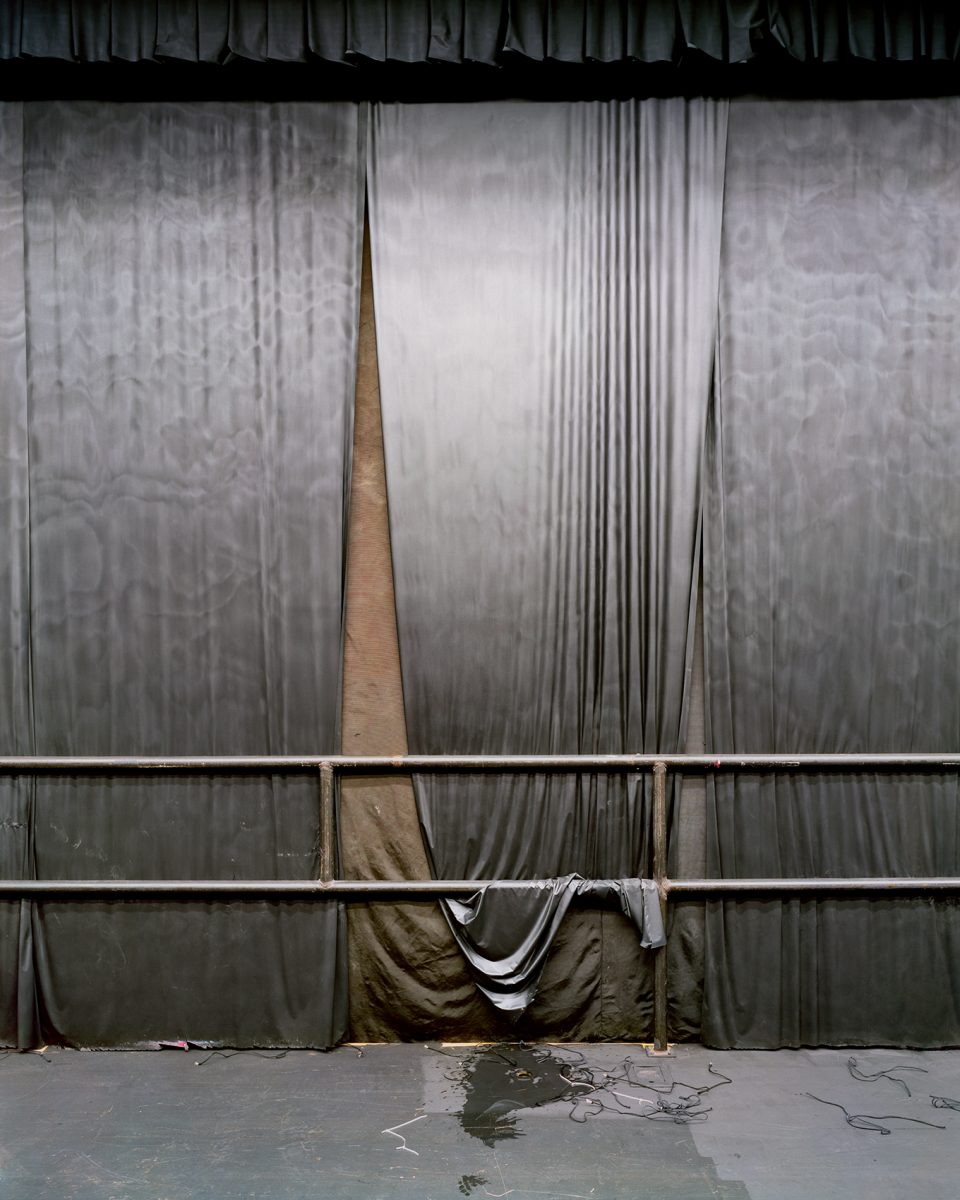Silver Curtain, Sands Hotel / 1997
