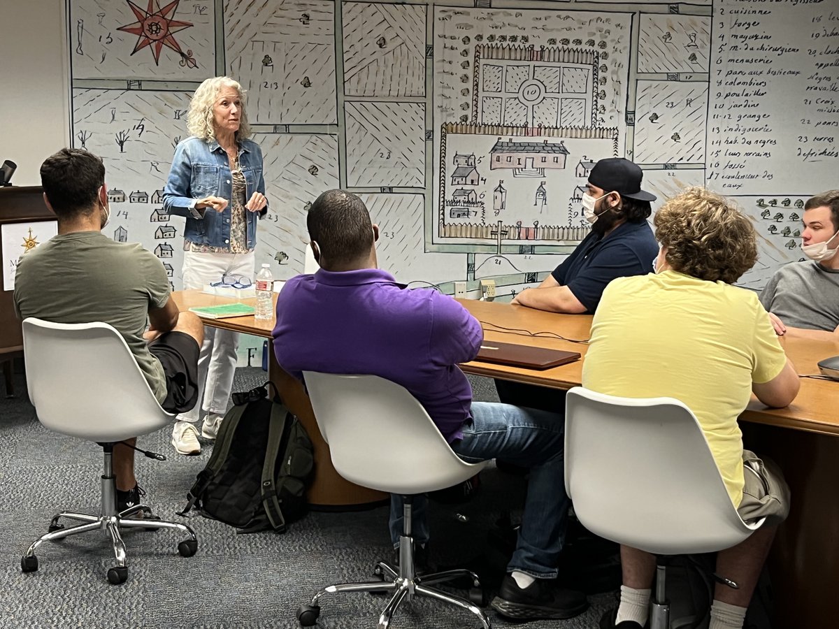 Big thanks to Sandy Rosenthal, founder of <a href="/LeveesOrg/">Sandy Rosenthal</a>  and the Flooded House Museum, for speaking with Dr. Mitchell‘s public history course last night. We had a great conversation about the links between activism, historical research, memory, and public outreach.