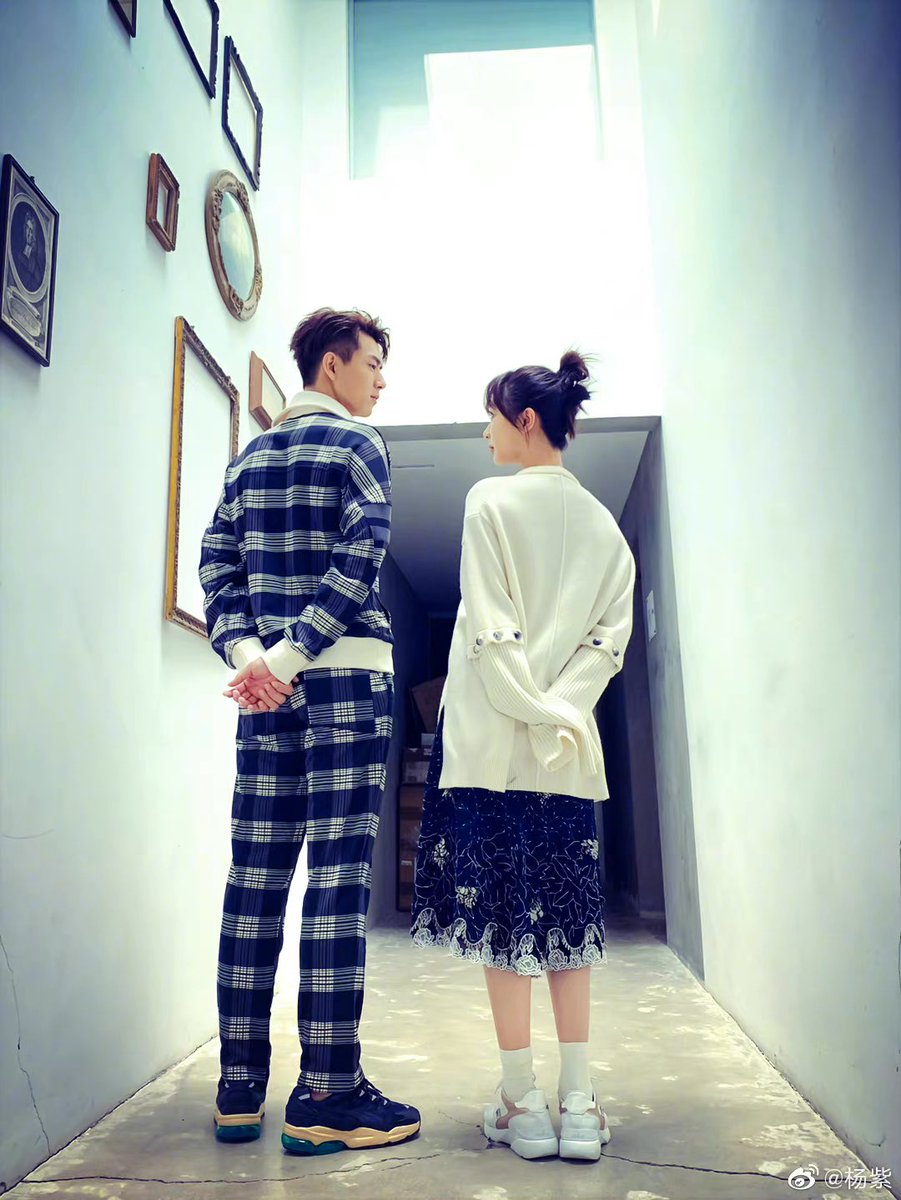 zimiyangzi's tweet photo. 221019 #YangZi sends good friend, BFA classmate and former co-star #LiXian her annual happy birthday message:

“Happy birthday 🎂 A-Xian~” https://t.co/pFsgAN8t7P