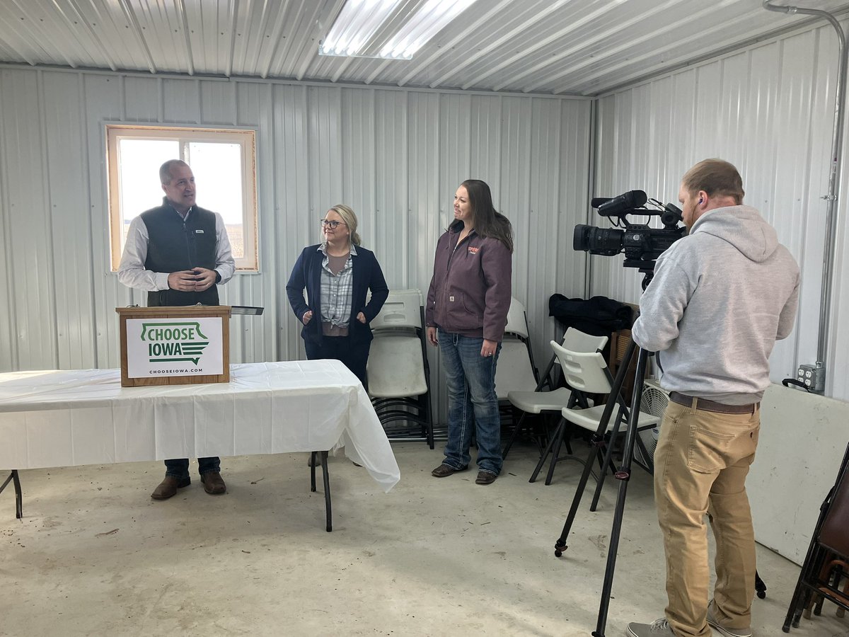 MikeNaigIA's tweet image. This morning I was at @SkyViewBeef in Nora Springs to announce the opening of the Choose Iowa Marketing and Promotion grant application window! 

Through this program, producers and businesses can receive grants of up to $25k for value-added ag products #IowaAg