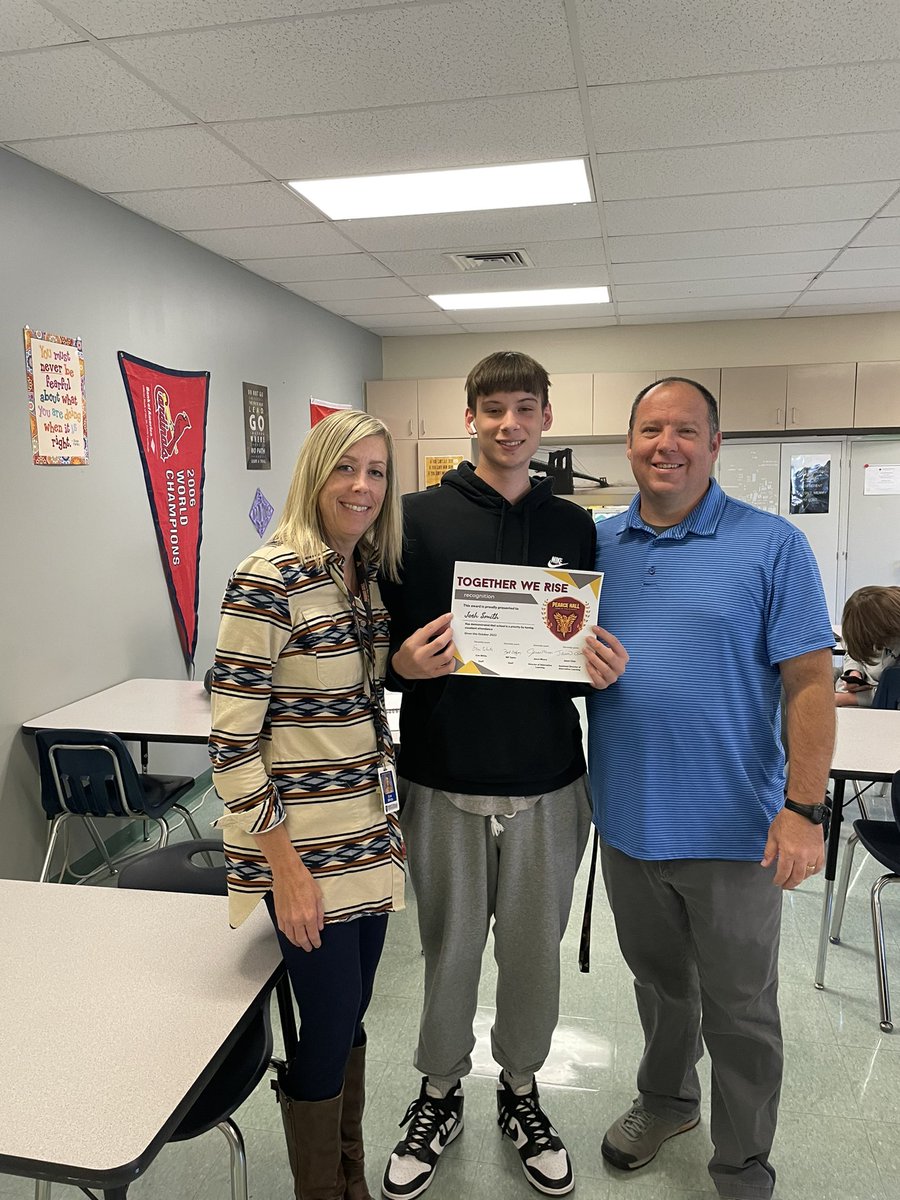 PearceHall's tweet photo. How did you start your Monday morning? Cause I started my Monday by handing out 2 Student Recognition awards and that was just about perfect #TogetherWeRise #StudentSuccess https://t.co/1KVSFP7Mfo
