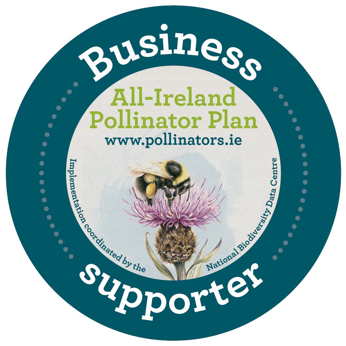 Q: Are bee bombs a suitable ‘seasonal business gift’ for staff/customers? A: Please choose an alternative to bee bombs/ wildflower seed packets as they may contain non-native seed and potentially invasives such as Black Grass. bit.ly/3s1xvFI @BioDataCentre