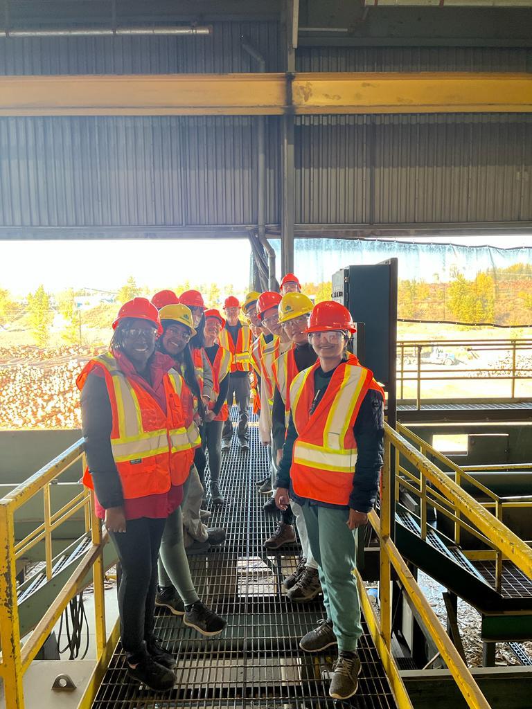 MIF_UBC's tweet photo. Day 2 in Quesnel with West Fraser Timber: commercial thinning operations in TFL52 and mill tour. Meaningful discussions on the role of industry in regional development, systems-approach to forest value chains, and the changing forest sector in BC. #learninglandscape https://t.co/YcOhlavu2b
