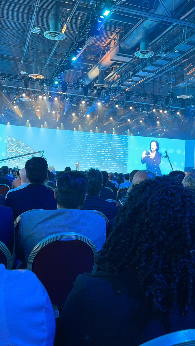 #CloudWorld kicks off!