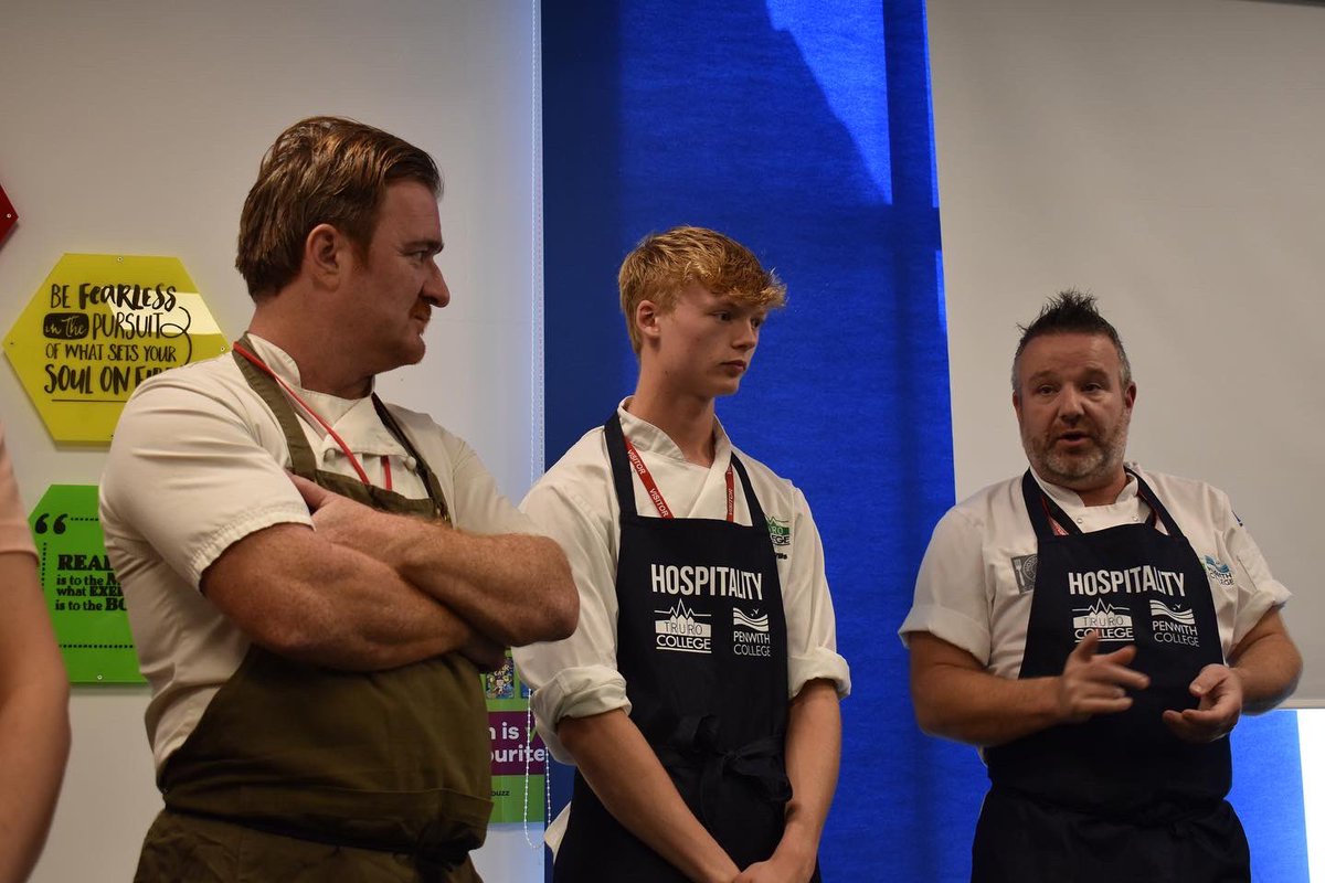 HospitalityTC's tweet photo. This morning the @Truro_Penwith team which included @cheftonytruro, was joined by @daphneskinnard and @JackStein who all helped open Wadebridge School’s newly developed kitchens and inspired students with giving insight into the world of Hospitality. https://t.co/gWZlUxoNny