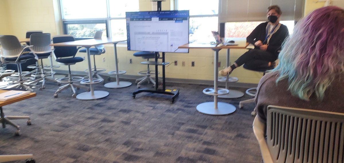 KyraLandD's tweet photo. We are in full swing with @Mastery_by_Inst #lunchandlearn
@KatieF is sharing lots of knowledge.
@aps_edtech
@Principal_WLHS @WLHSInstruction
@APSVirginia
#theRealITCs
#SOL
#VASOL https://t.co/y7S4oyORvG