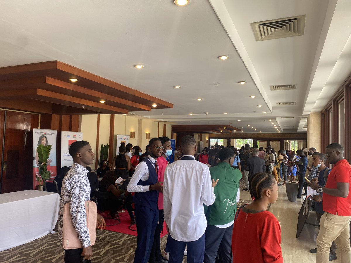 CampusFranceCam's tweet photo. Retrouvez-nous du 18 au 19 Octobre à l’hôtel Hilton et à l’Institut Français du Cameroun de 9h à 17h30
Visites de stands, conférences ,ateliers et tables rondes 

Entrée libre et gratuite !
#SAPEF_2022
#CampusFranceCameroun
#InstitutFrançaisduCameroun
#AmbassadeDeFranceAuCameroun https://t.co/s6hkqHop8d
