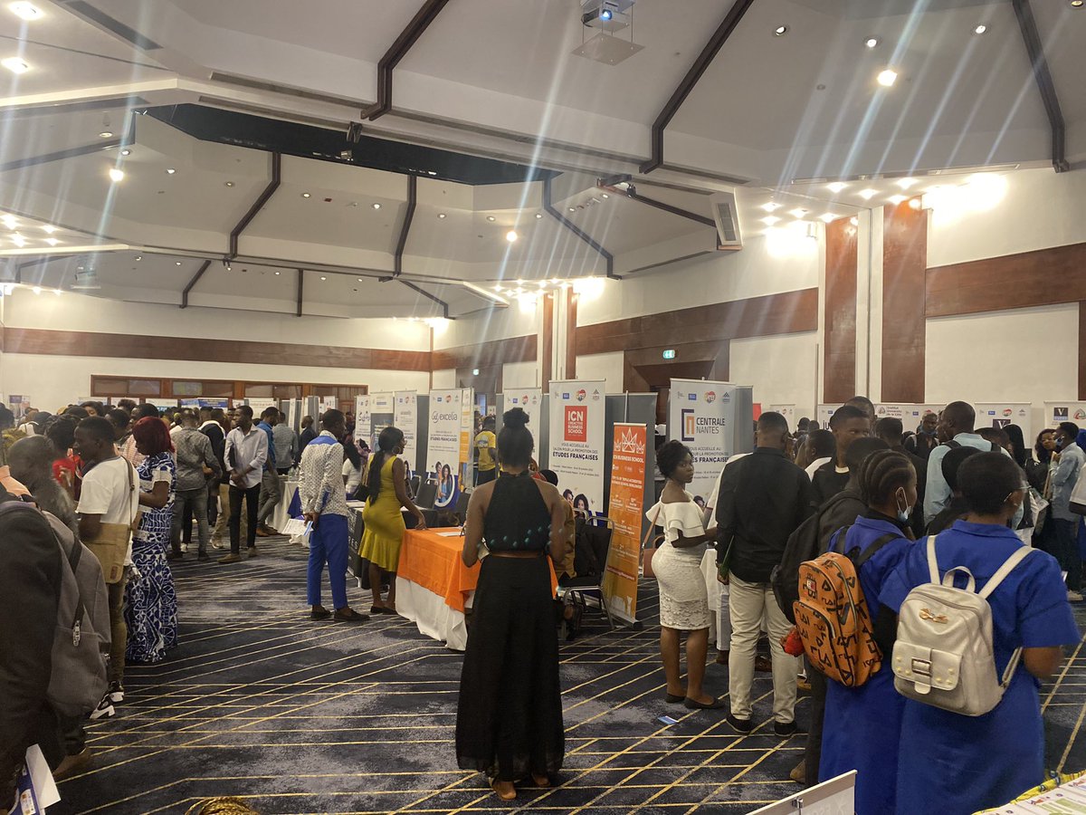 CampusFranceCam's tweet photo. Retrouvez-nous du 18 au 19 Octobre à l’hôtel Hilton et à l’Institut Français du Cameroun de 9h à 17h30
Visites de stands, conférences ,ateliers et tables rondes 

Entrée libre et gratuite !
#SAPEF_2022
#CampusFranceCameroun
#InstitutFrançaisduCameroun
#AmbassadeDeFranceAuCameroun https://t.co/s6hkqHop8d