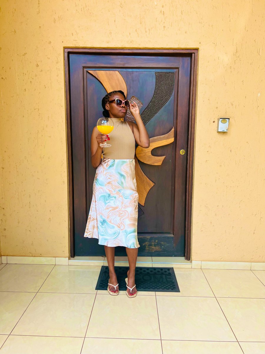 MissPNA_'s tweet photo. Yeah no, Foschini is fighting ❤️‍🔥❤️‍🔥
Top &amp; skirt from Foschini #FoschiniSA https://t.co/iGkt3bWkJf