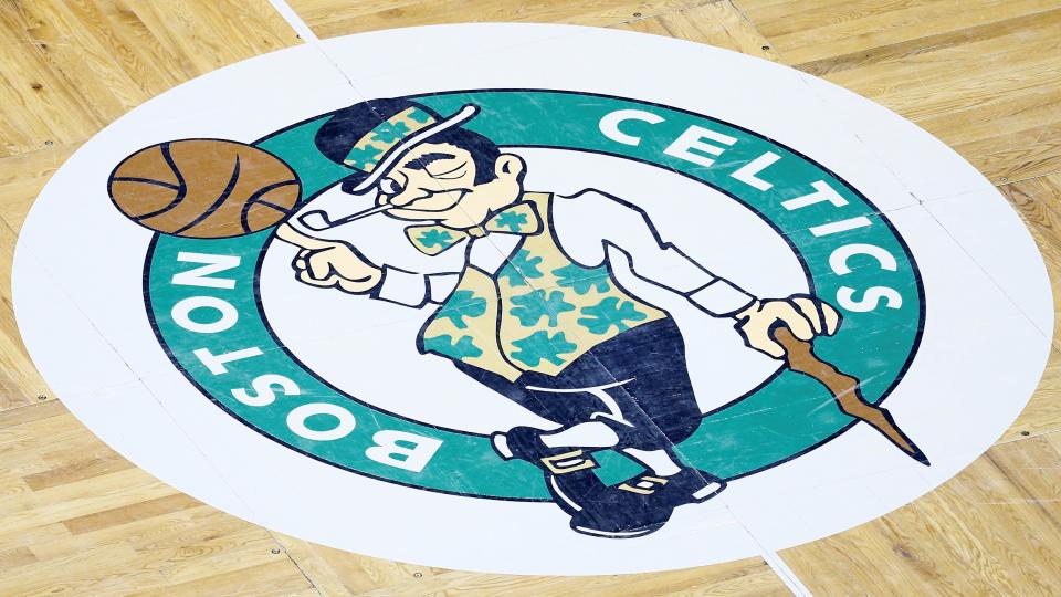 Join <a href="/WEEI/">WEEI</a> and @MFMonWEEI TODAY from 2-7 at City Winery!  They've got your tickets for tonight's <a href="/BostonCeltics/">BostonCeltics</a> home opener!   

#basketballjones #bostonceltics #nba #basketball #larrybird #ginotime