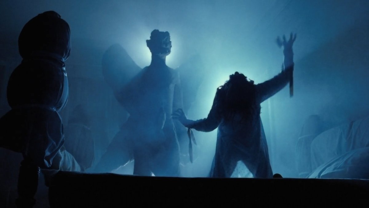 randomoviestuff's tweet photo. William Friedkin summoning demons:
The Exorcist (1973)
Sorcerer (1977) https://t.co/wVIIeRwjRM